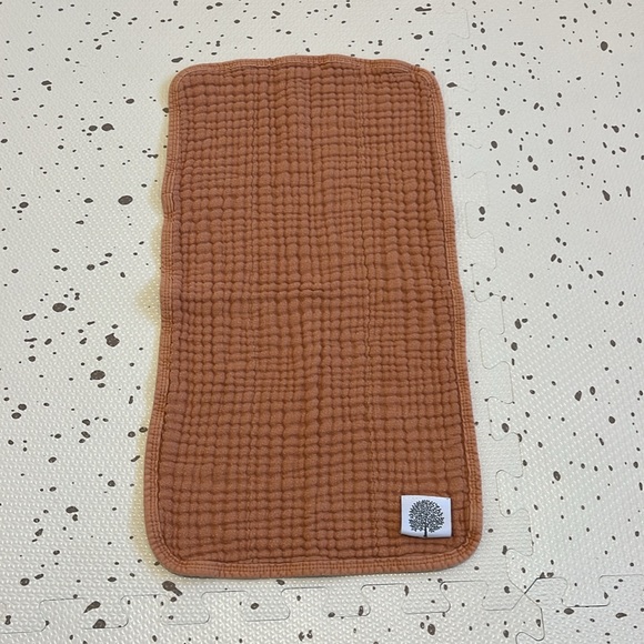 👶🏽 PARKER BABY - MUSLIN BURP CLOTHS - Picture 3 of 4